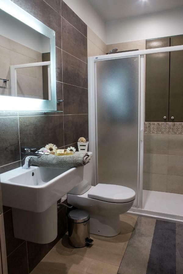 Cote D' Azur Apartment เปรเวซา ภายนอก รูปภาพ